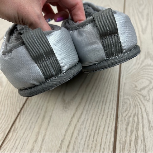 Sorel Hadley Puffer Slip-On Slippers US8 Women's, Pure Silver Nylon $70 - Picture 10 of 12